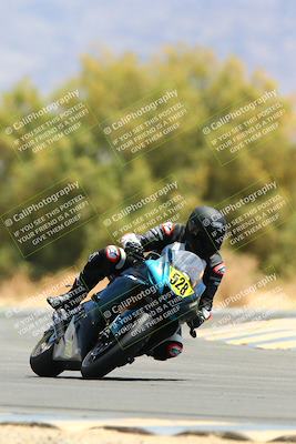 media/May-15-2022-SoCal Trackdays (Sun) [[33a09aef31]]/Turn 7 (1145am)/